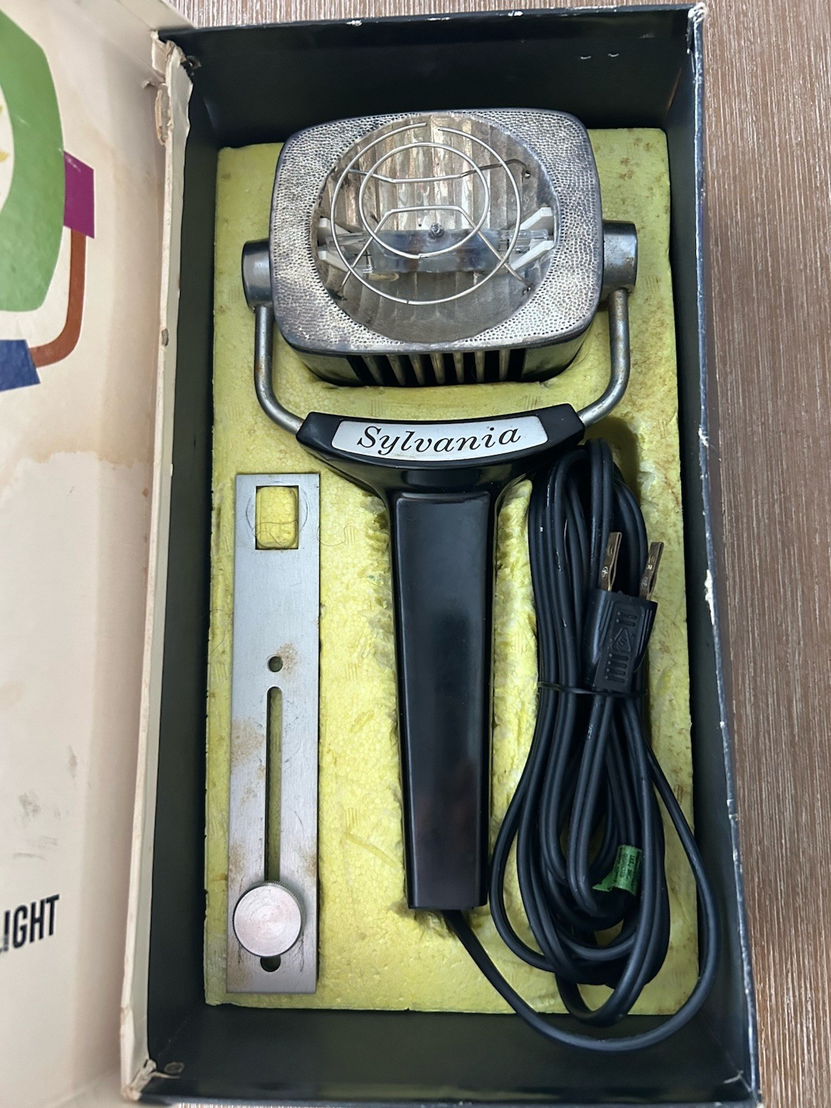 Sylvania SG-1 Sun Gun Movie Light – Original Box Tested Working. Vintage
