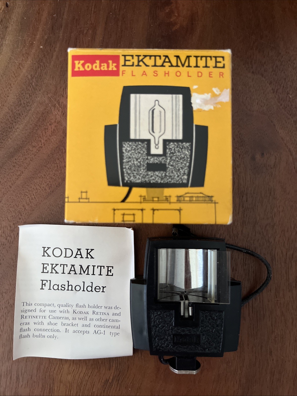 Kodak Ektamite Flasholder No. C 100F in Case In Original Box w/ instructions