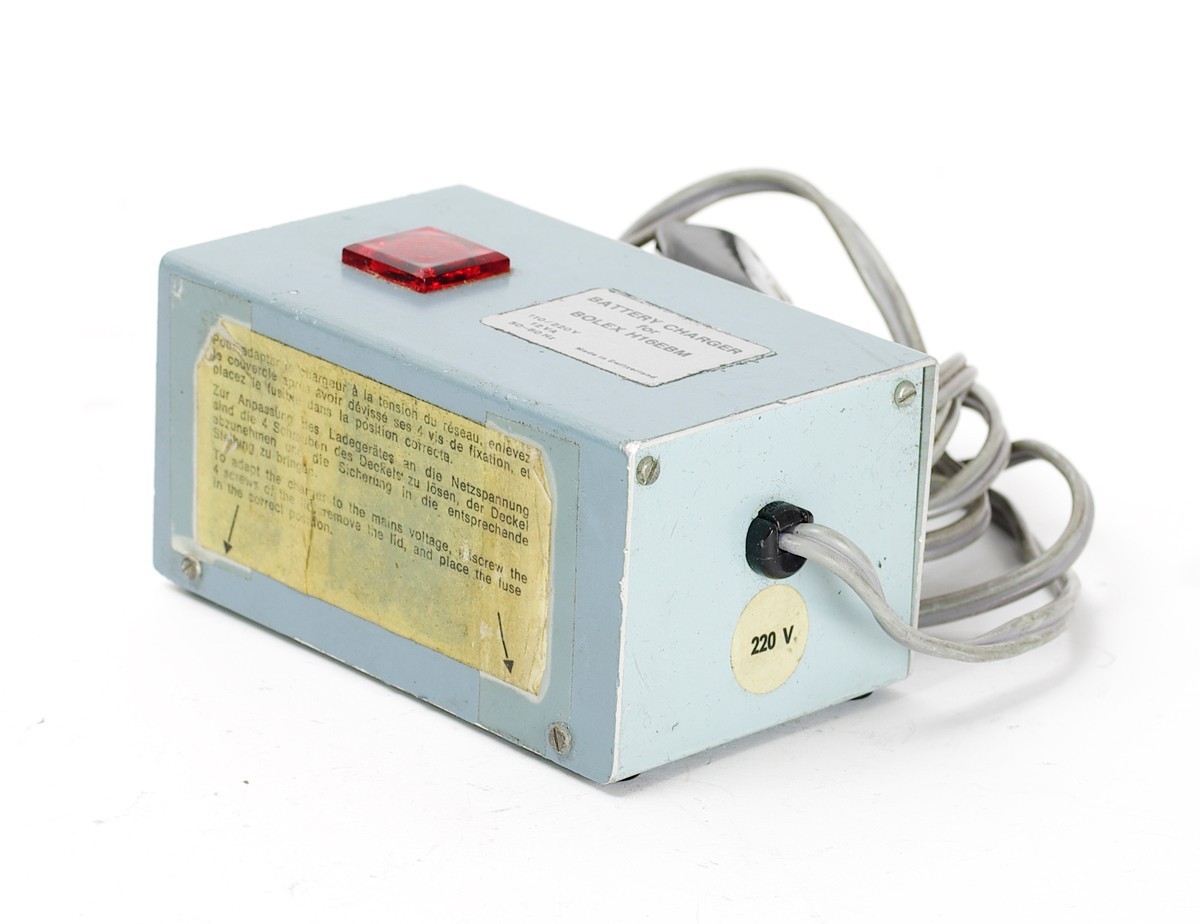 Bolex Battery Charger for Bolex H16EBM 220V Vintage Model