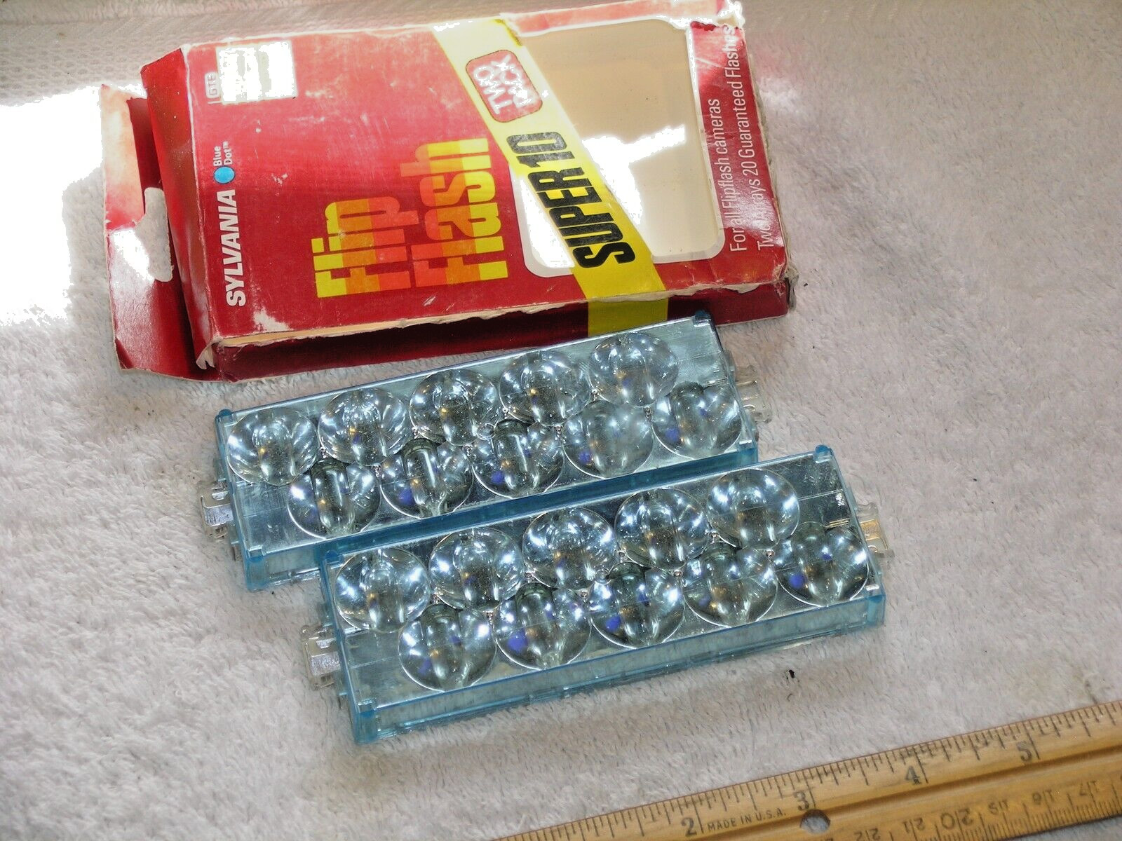 Vintage camera flash bulbs M3B x 8 and four (4) complete flip flash cube sets