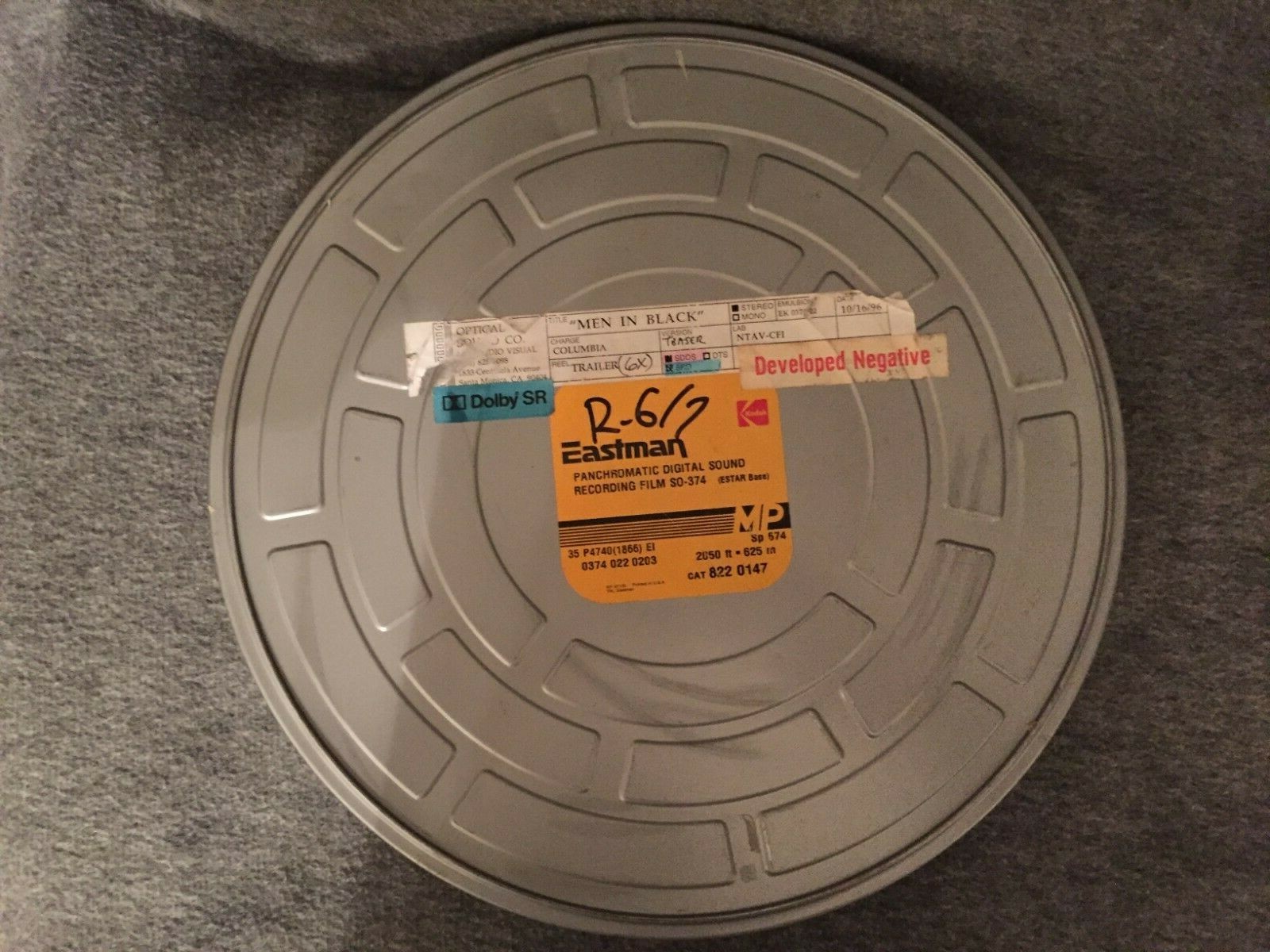 Movie Reel Tin “Men in Black”