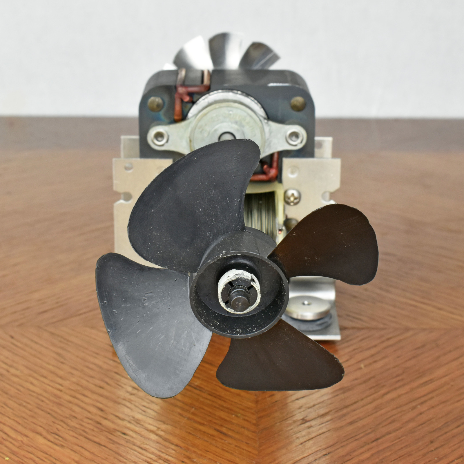 Drive Motor and Fan Replacement Part for Bell & Howell MX60 8mm Projector