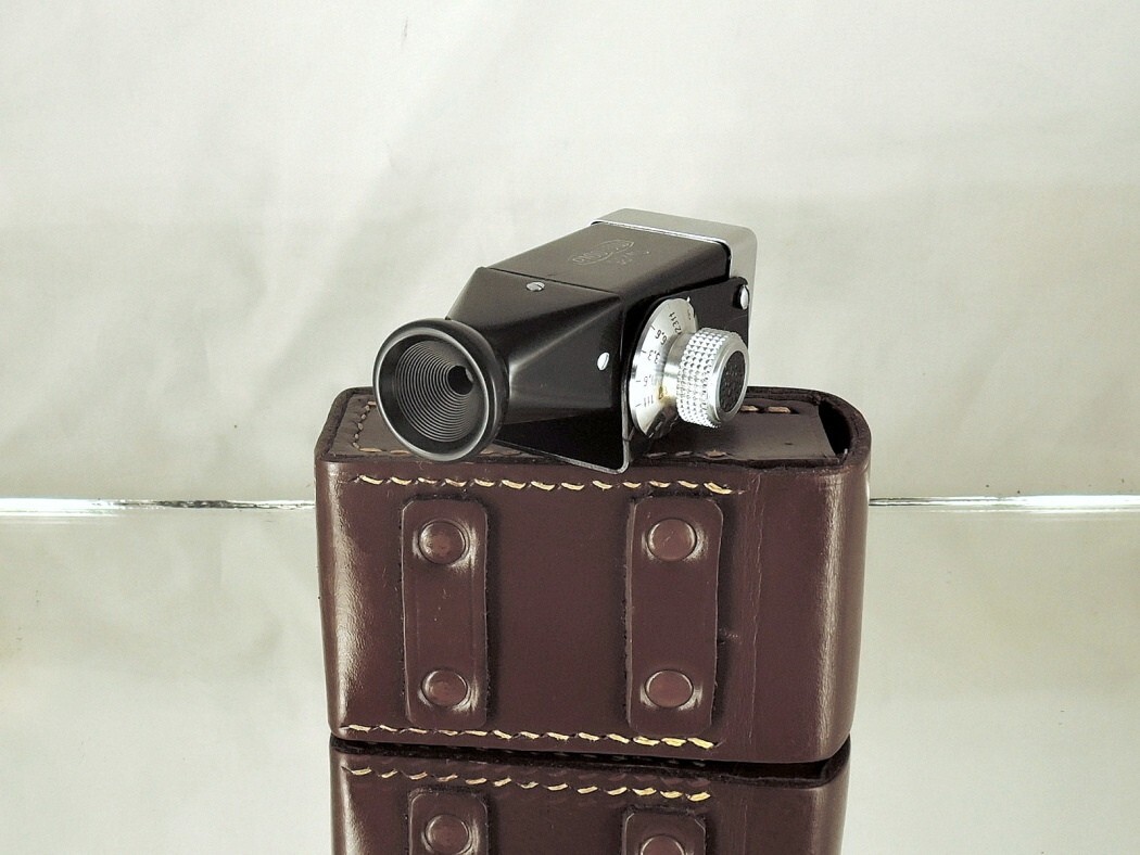 Viewfinder Flexaret Meopta s black 24×36 CLA older design with screws VERY RARE