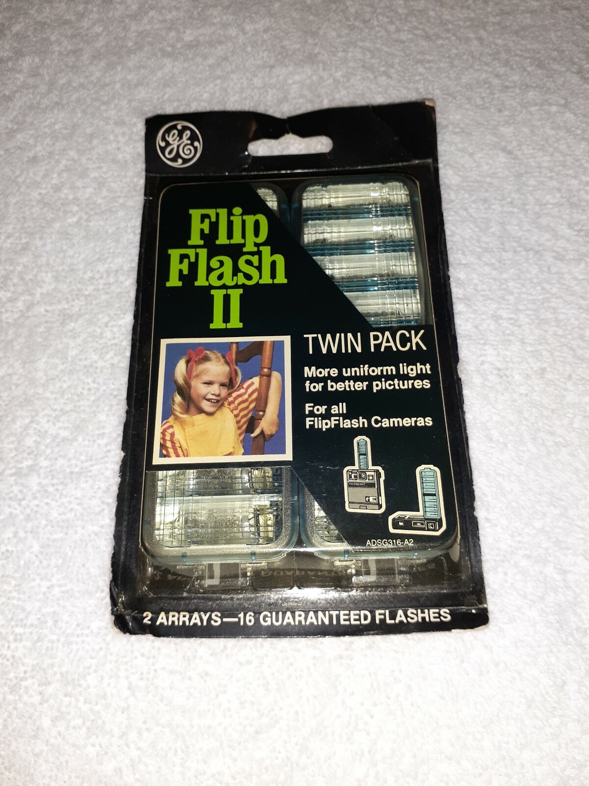 Vintage GE FlipFlash II Camera Twin Pack Arrays Flip Flash Bulbs New NOS Sealed