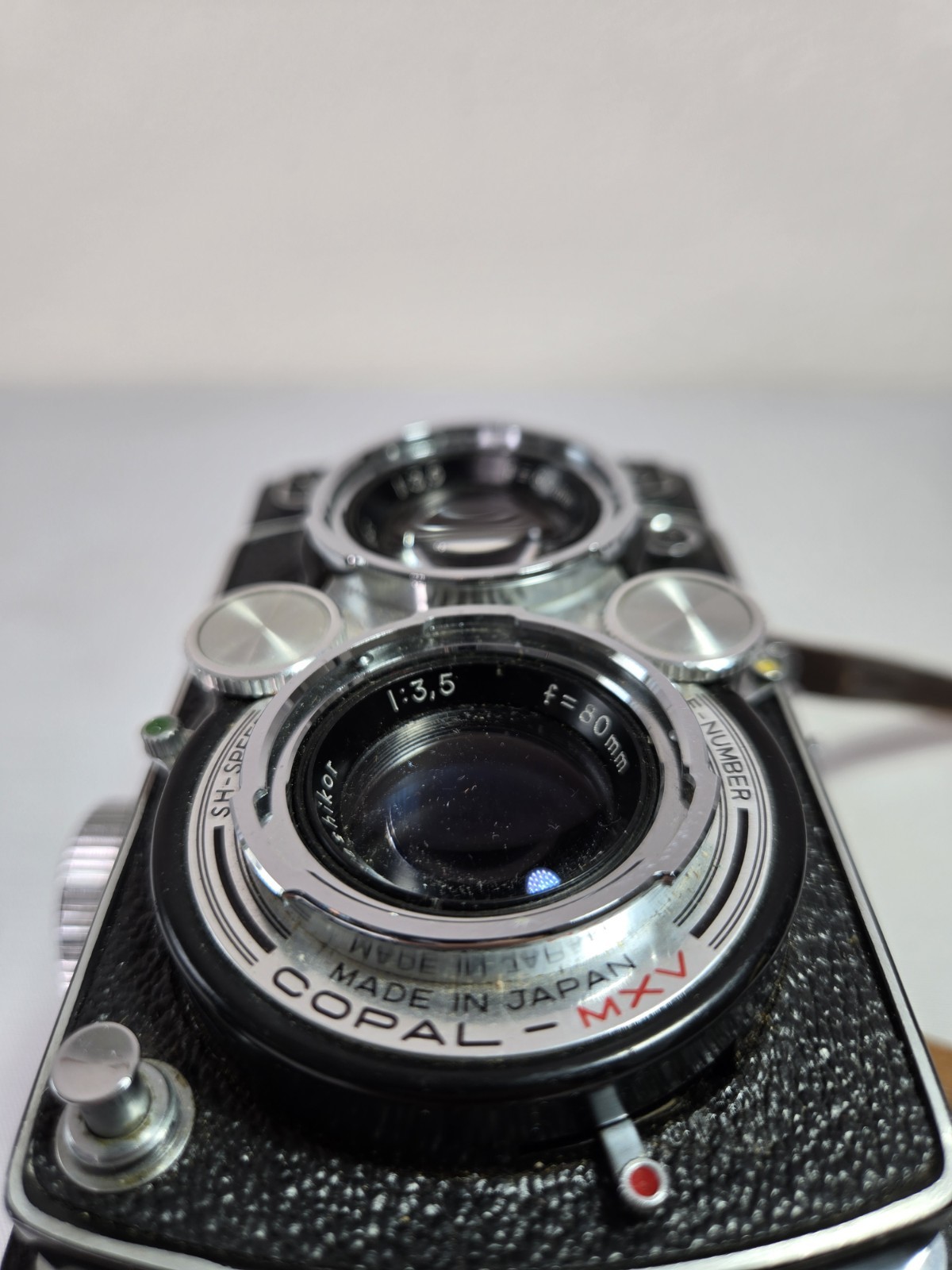 Vintage Yashica-635 TLR Film Camera 80mm f/3.5 Copal-MXV 120/35mm Dual Format