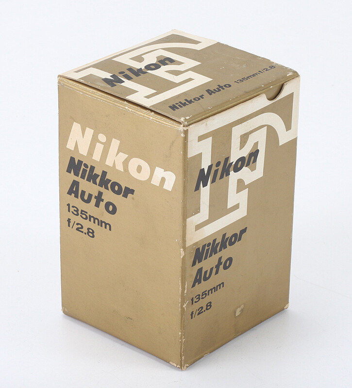 NIKON BOX ONLY FOR 135MM 135/2.8 NIKKOR, WITH MATCHING WARRANTY CARD/194828