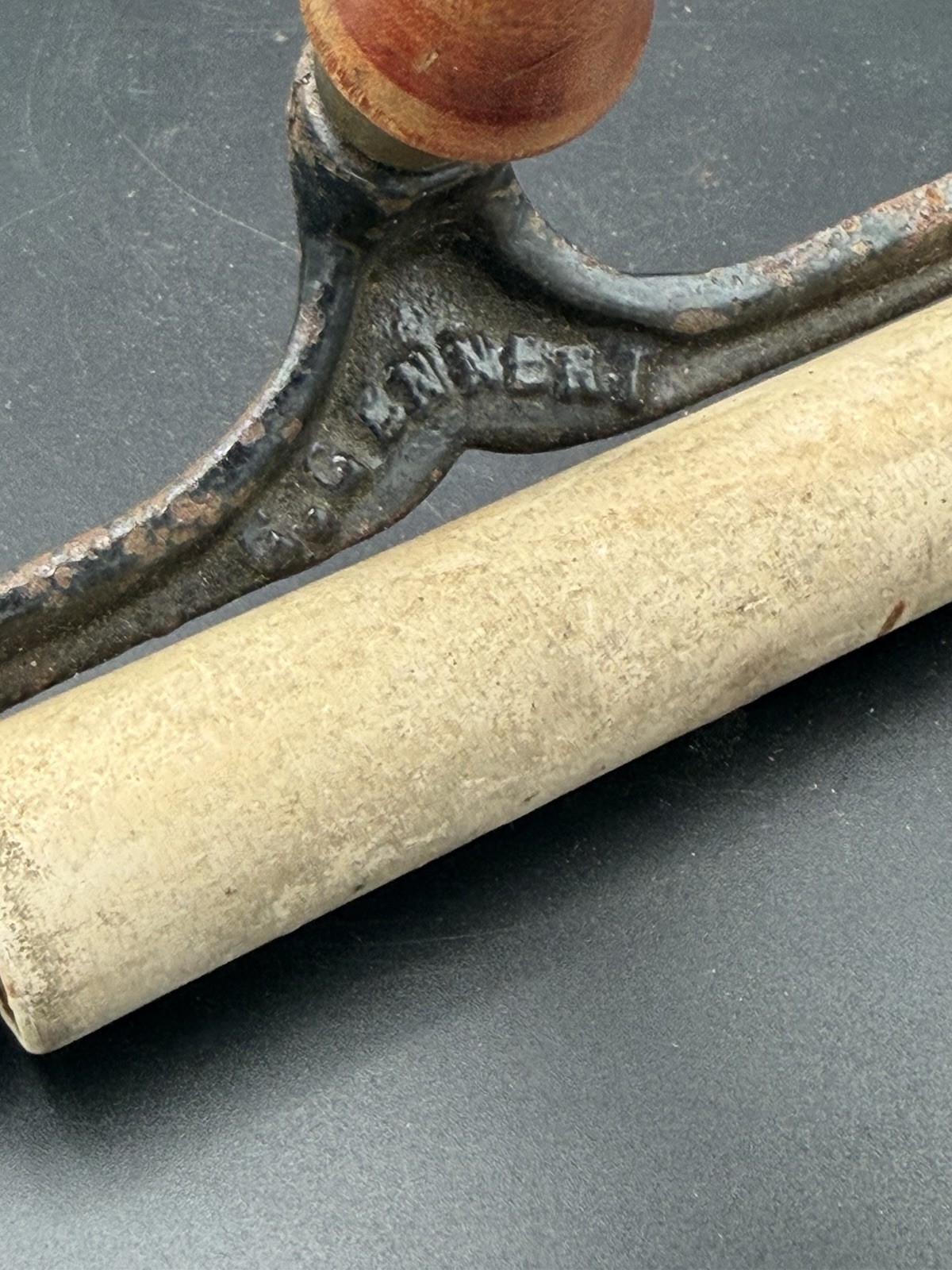 Antique G Gennert New York Cast Iron Photo Print Roller Darkroom Squeegee Brayer