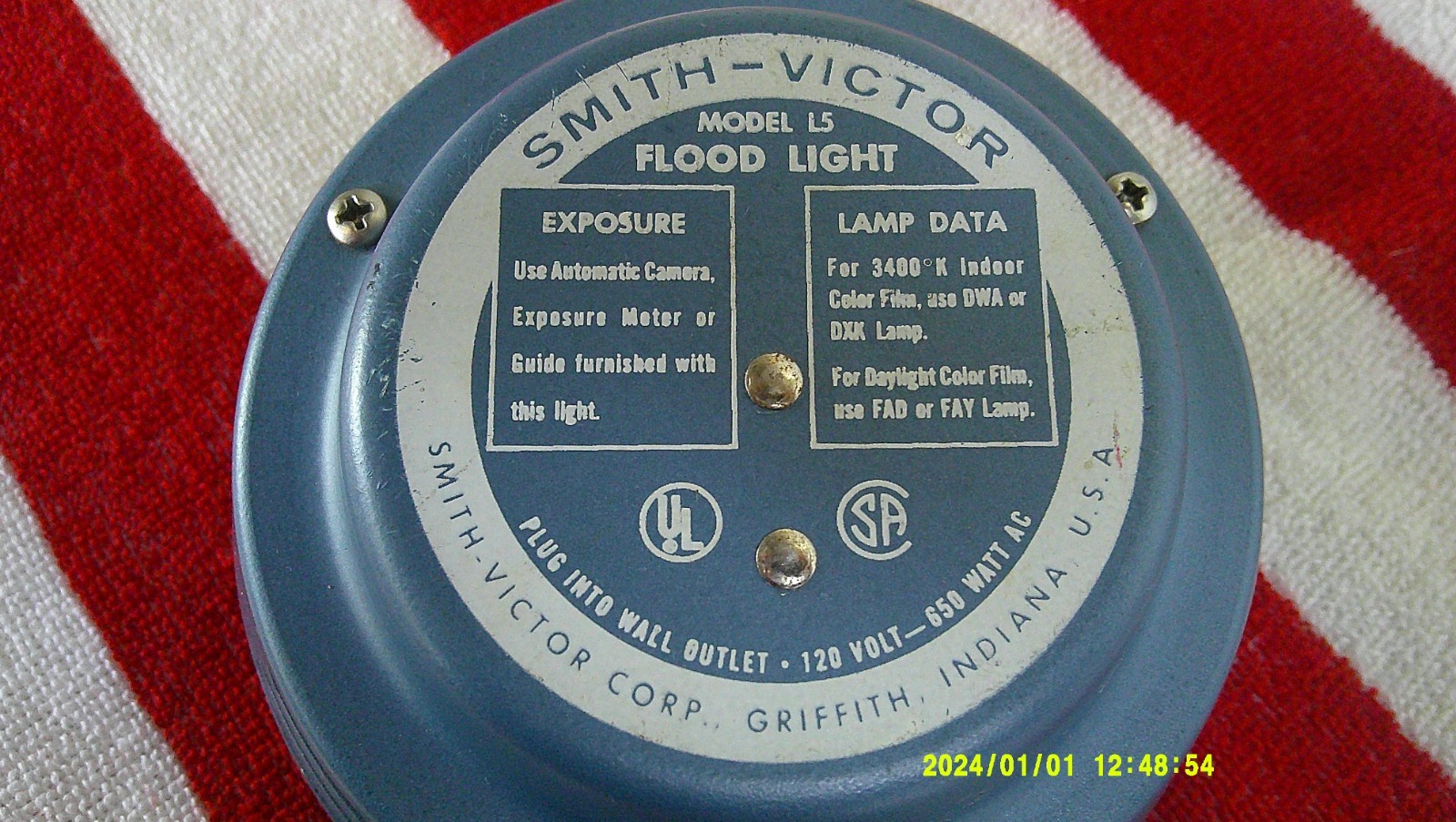 Smith Victor Corp. Model L5 Flood Light Movie Light very bright