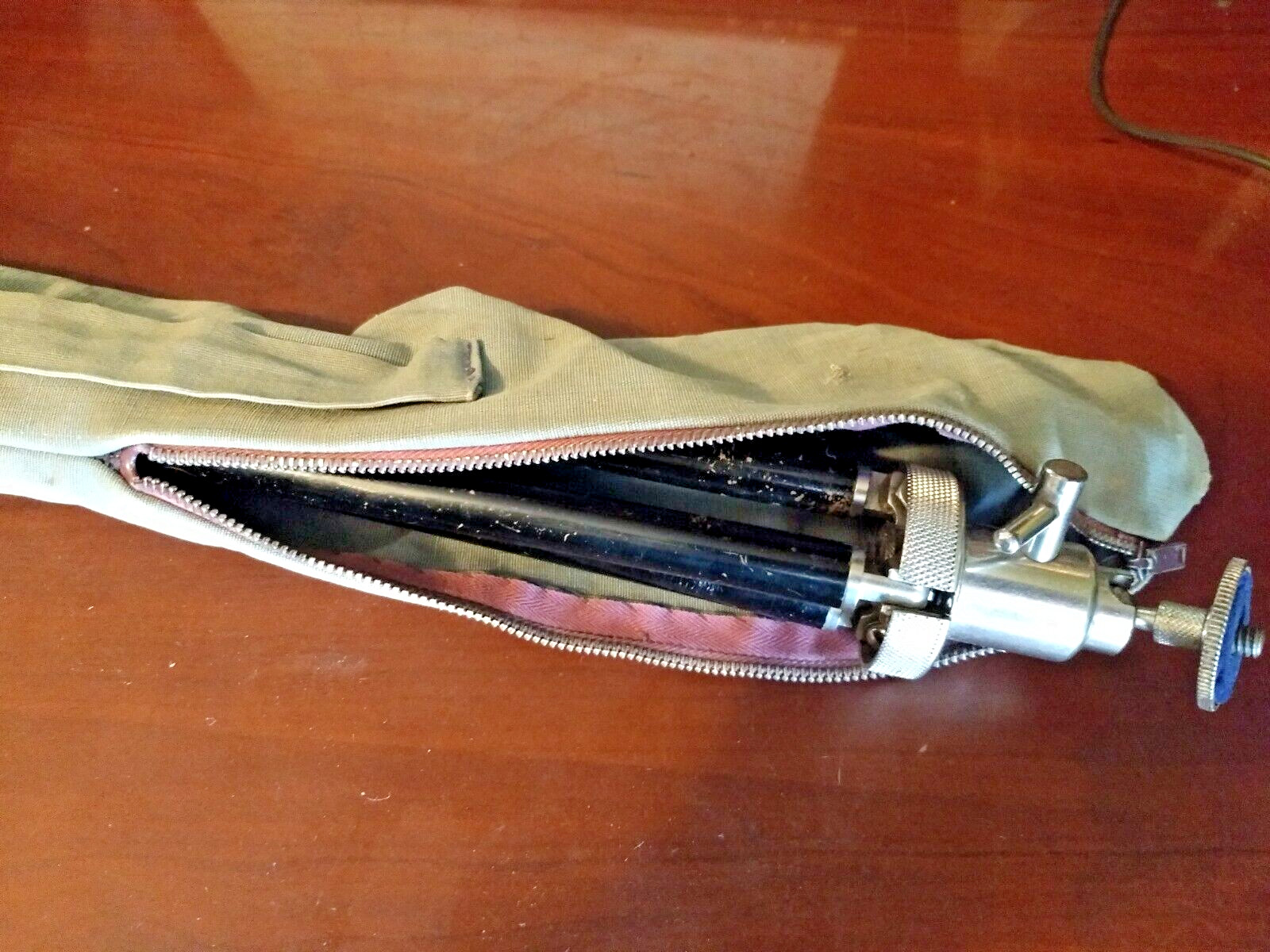 Vintage Lafayette Instrument Tripod With PanHead in Canvas Carry Bag made in USA