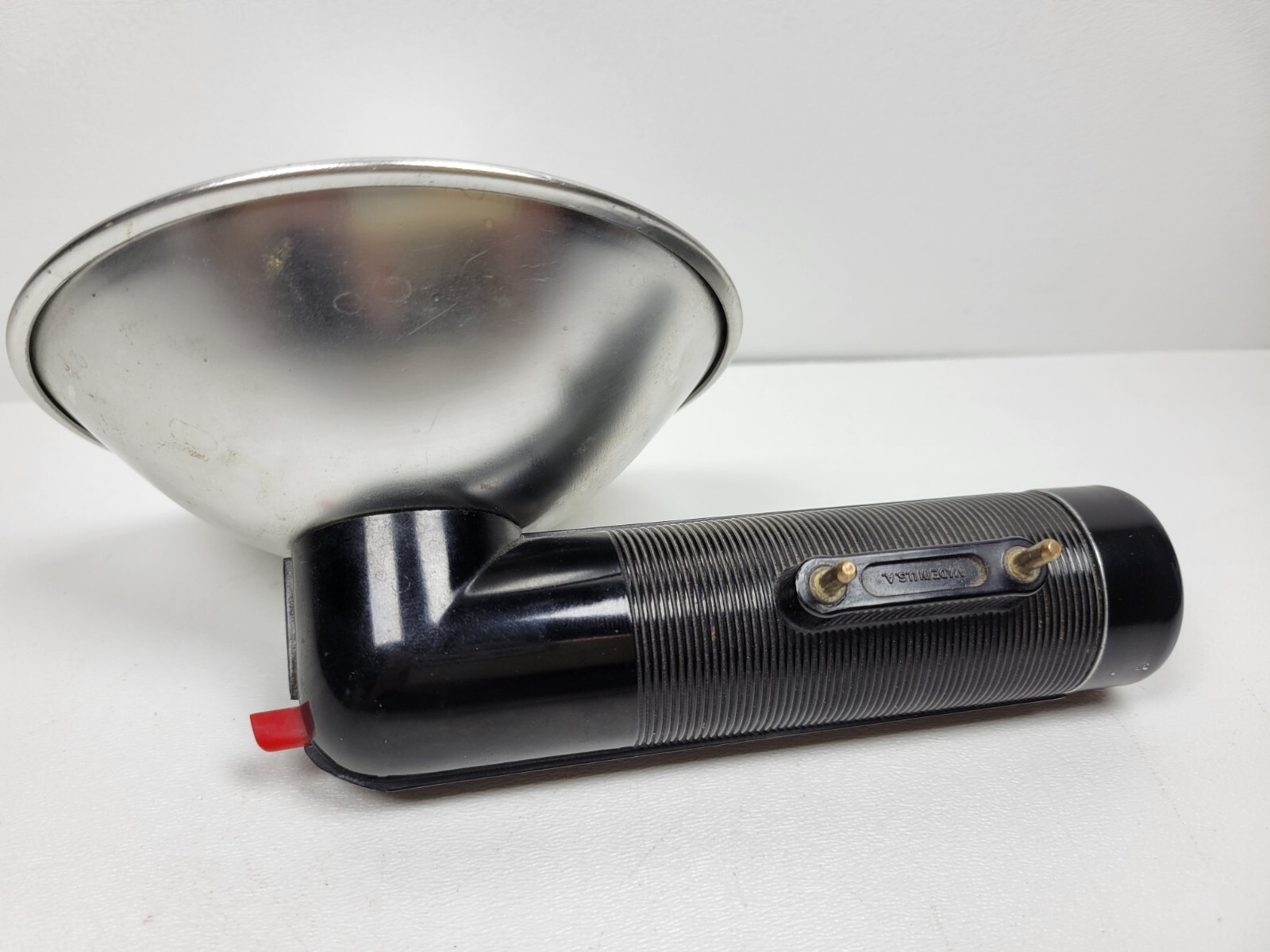 Argus Flash Bulb Holder Vintage Fits on Early Cameras Two Prong Bayonet Contact