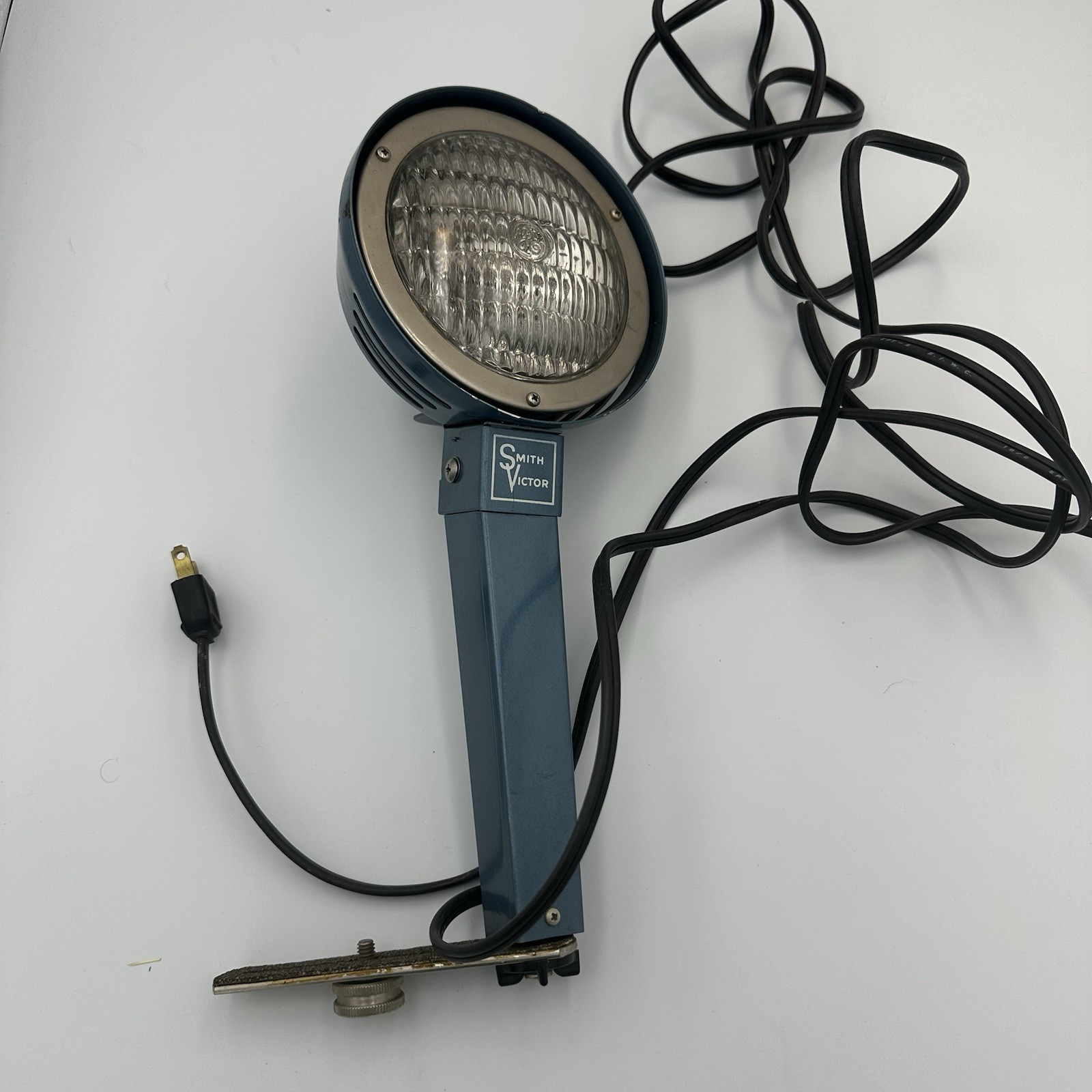 Vintage Smith Victor Flood / Spot Light Hand Held Model L6 – Works