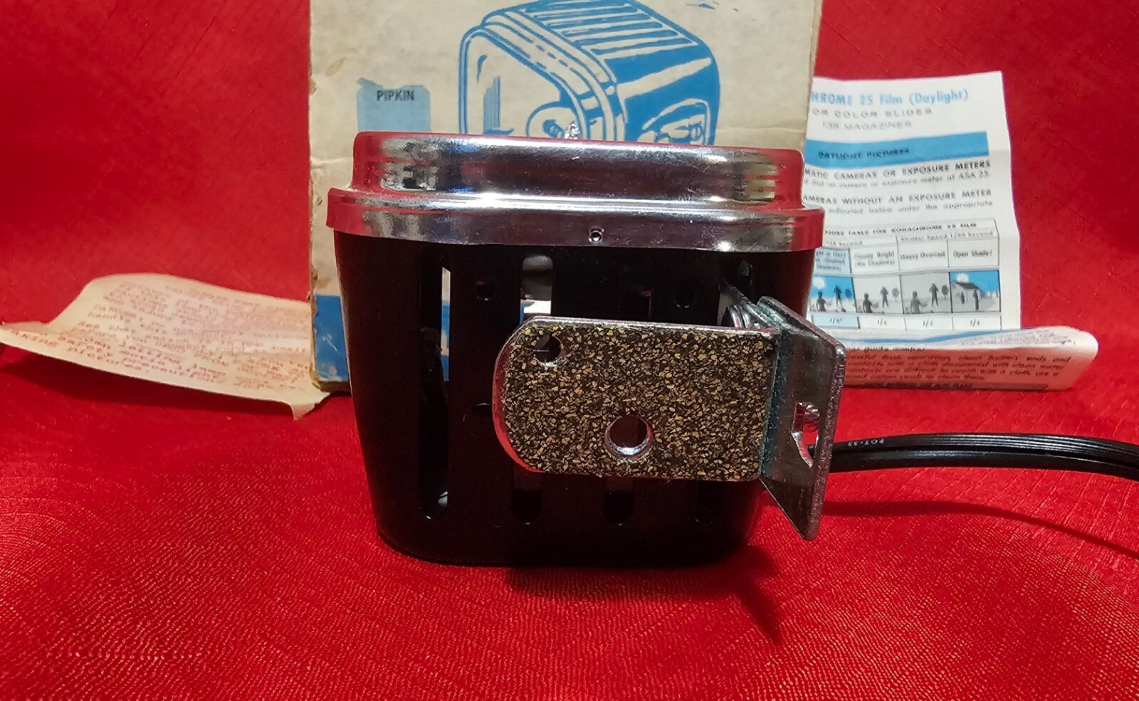 NIB Super 8 Quartz Movie Light Original Box And Paperwork Model 709 TESTED/WORKS