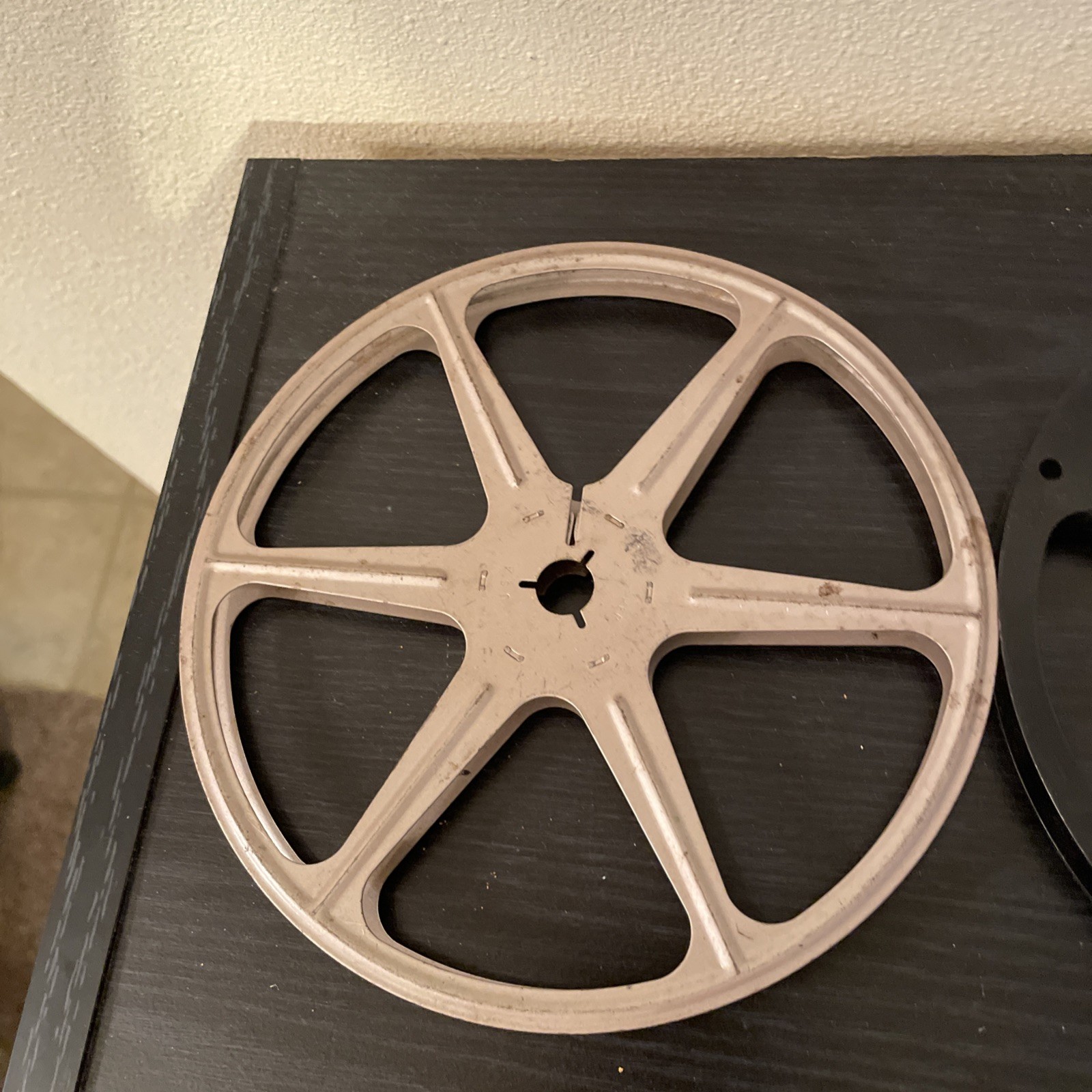 Lot Of 3- Vtg 7” 8mm Reels Metal & 1 Metal Case, Black & Tan Made USA Check Pics