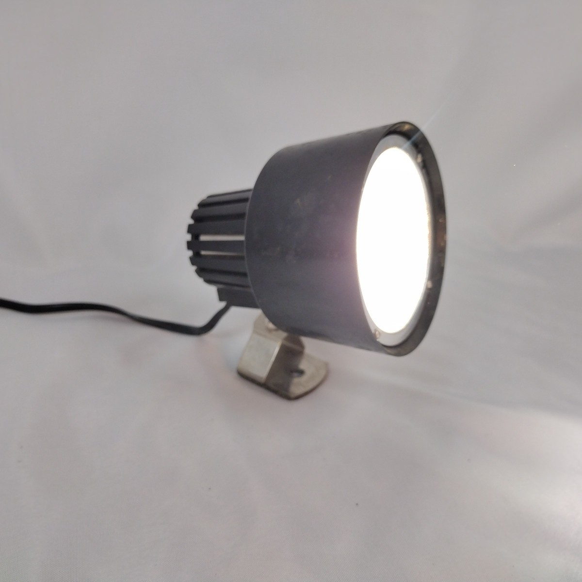 Vintage Sylvania Super 8 SunGun Sg-IX Movie Light 350 Watts Tested And Works