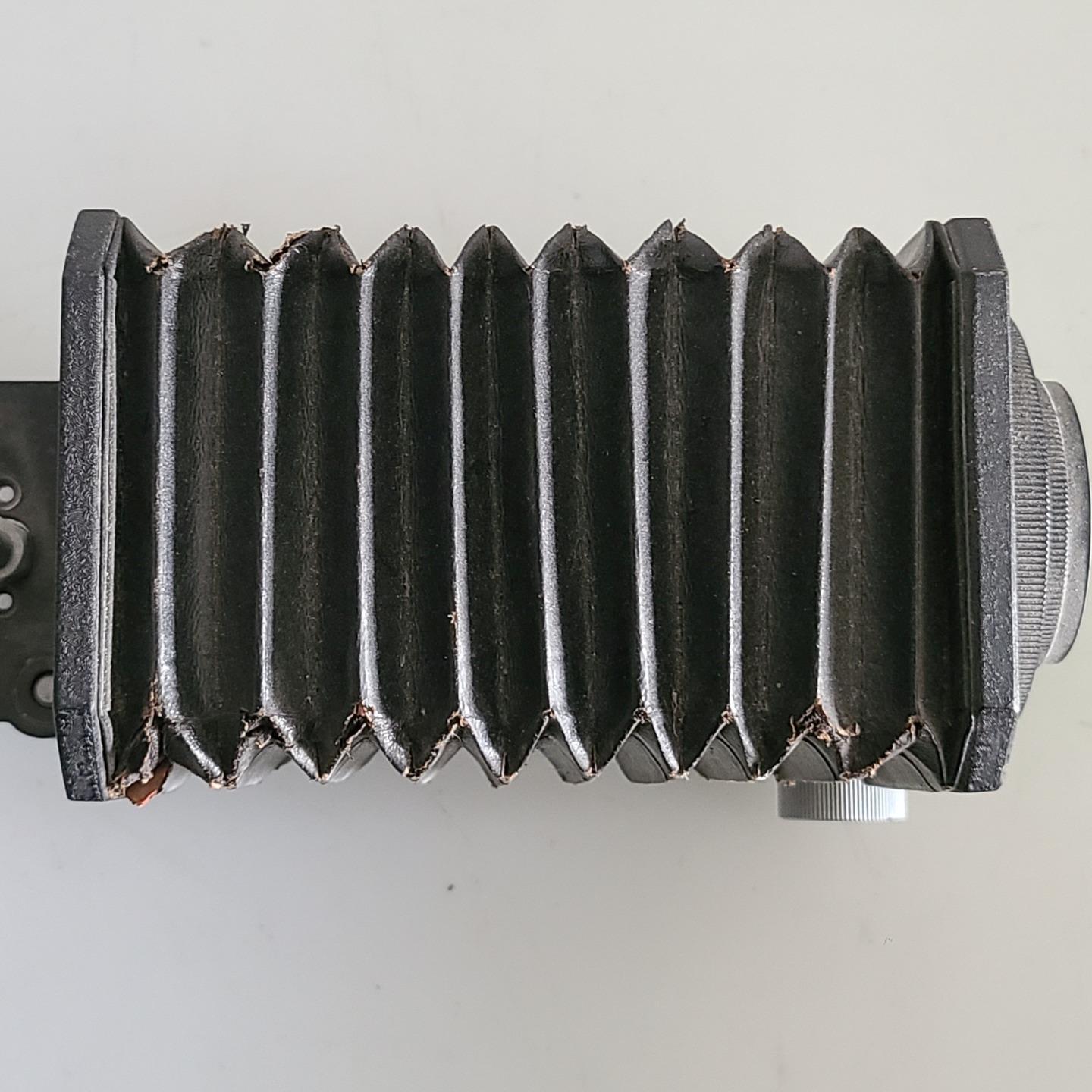 35mm Leica Leitz Wetzlar German Bellows Screw On Nr. 6134 w/ ring Visoflex Macro