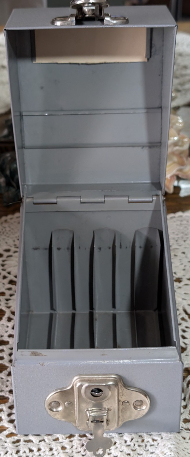 Vintage Eagle Lock Metal Film Storage Box Case 8mm Super 8 Reels Key Industrial