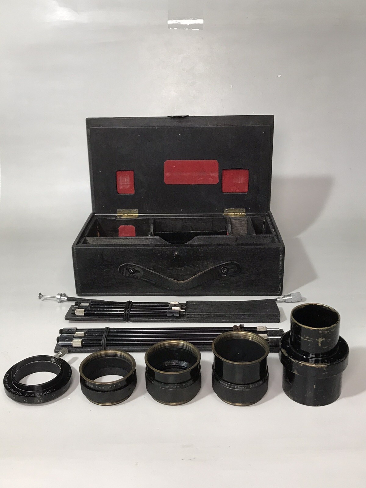 Leitz Leica BEHOO Close-up Device in original wood box, for Summar / Elmar Lens