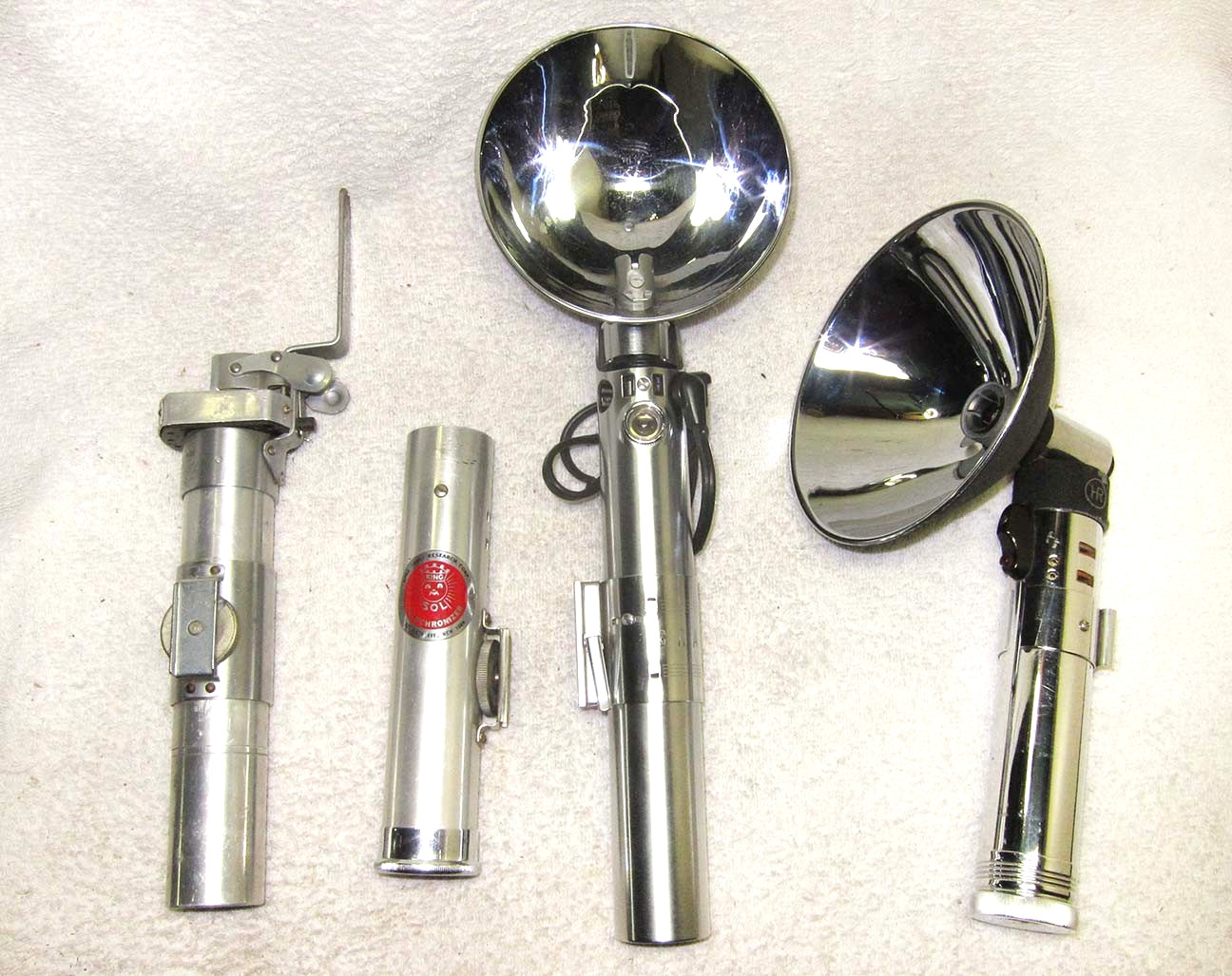 4 Vintage PRESS Camera FLASH Handle’s. Graflex,Heiland,etc. STAR WARS Lightsaber