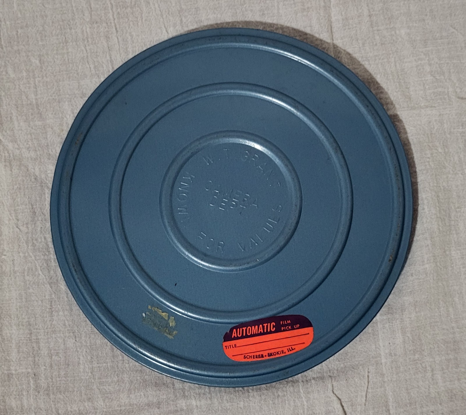 Vintage LOT of 4 Empty 7″ Super 8 Film Movie Projector Reels with Can