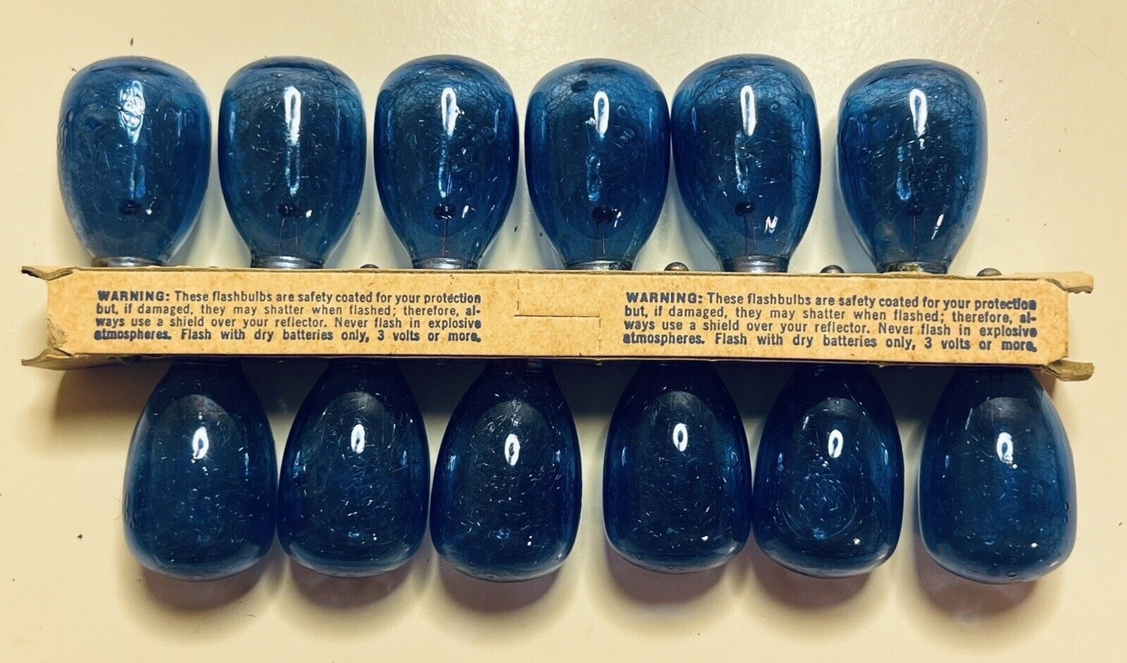 General Electric GE M3B Twelve 12 Blue Rhenium Flashbulbs — Original Box NOS