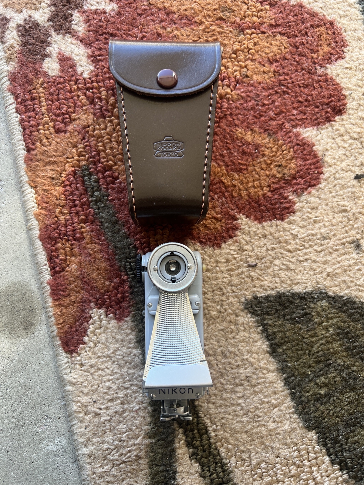 Vintage 1960’s Nikon Fan Flash – Japan – in Case