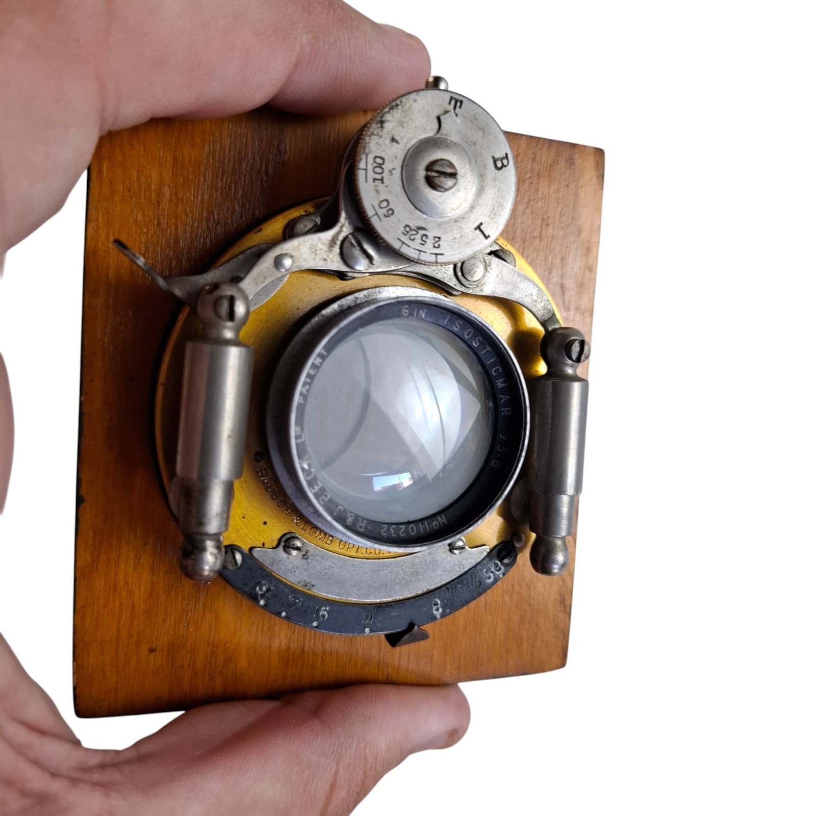 Bausch & Lomb Unicum shutter with an R. & J. Beck 6-inch Isostigmar f/5.8 lens
