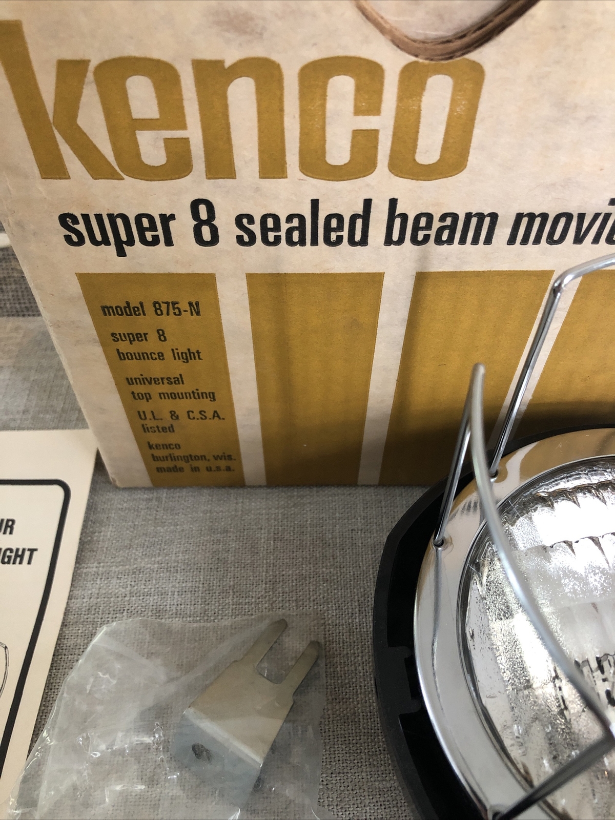 Vintage Kenco 875-N Super 8 Sealed Beam Movie Light