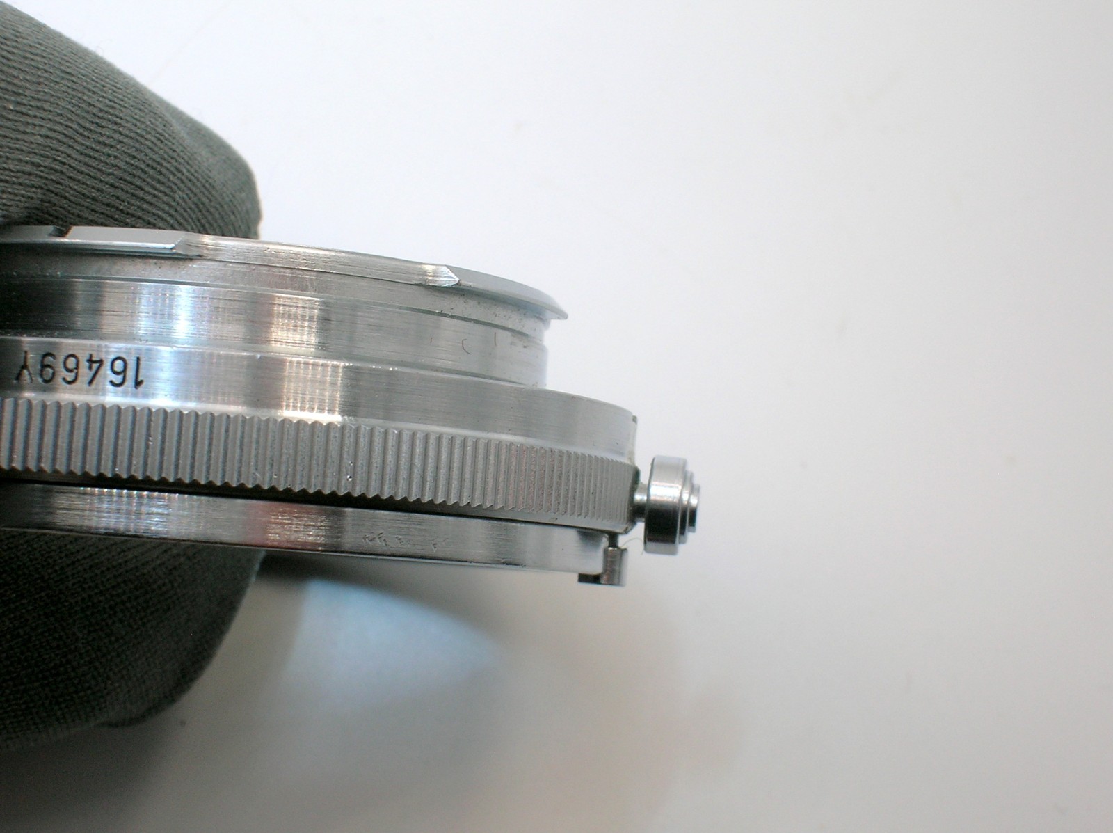 LEITZ WETZLAR #16469y EXTENSION RING FOR LEICA M CAMERAS- 31 0F 37