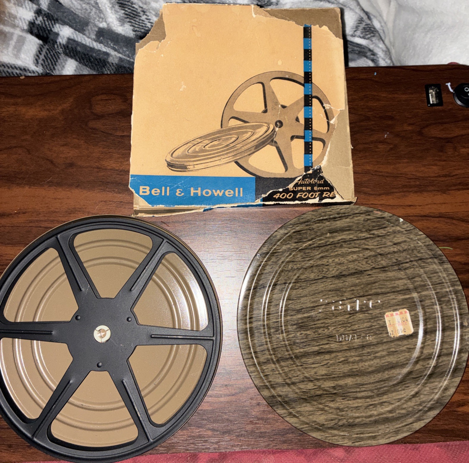 Bell & Howell 400 Ft Super 8 Dual 8 Movie Film Reel & Case Vintage