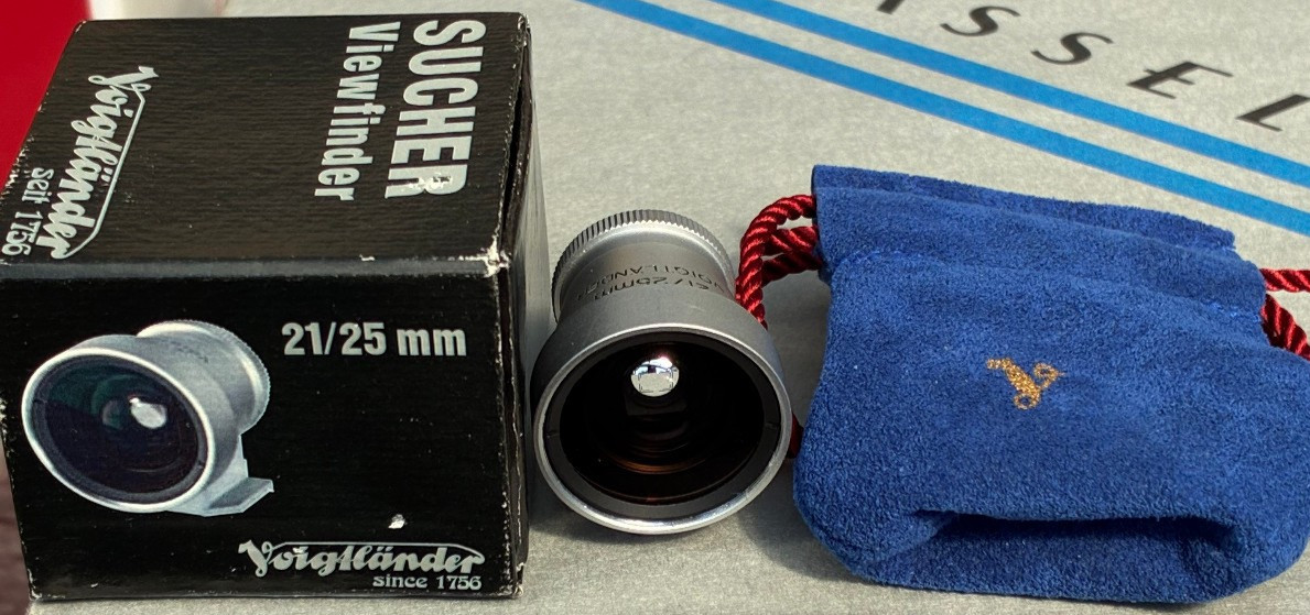 Voigtlander 21/25mm 21mm 25mm Silver View Finder w/Box Case