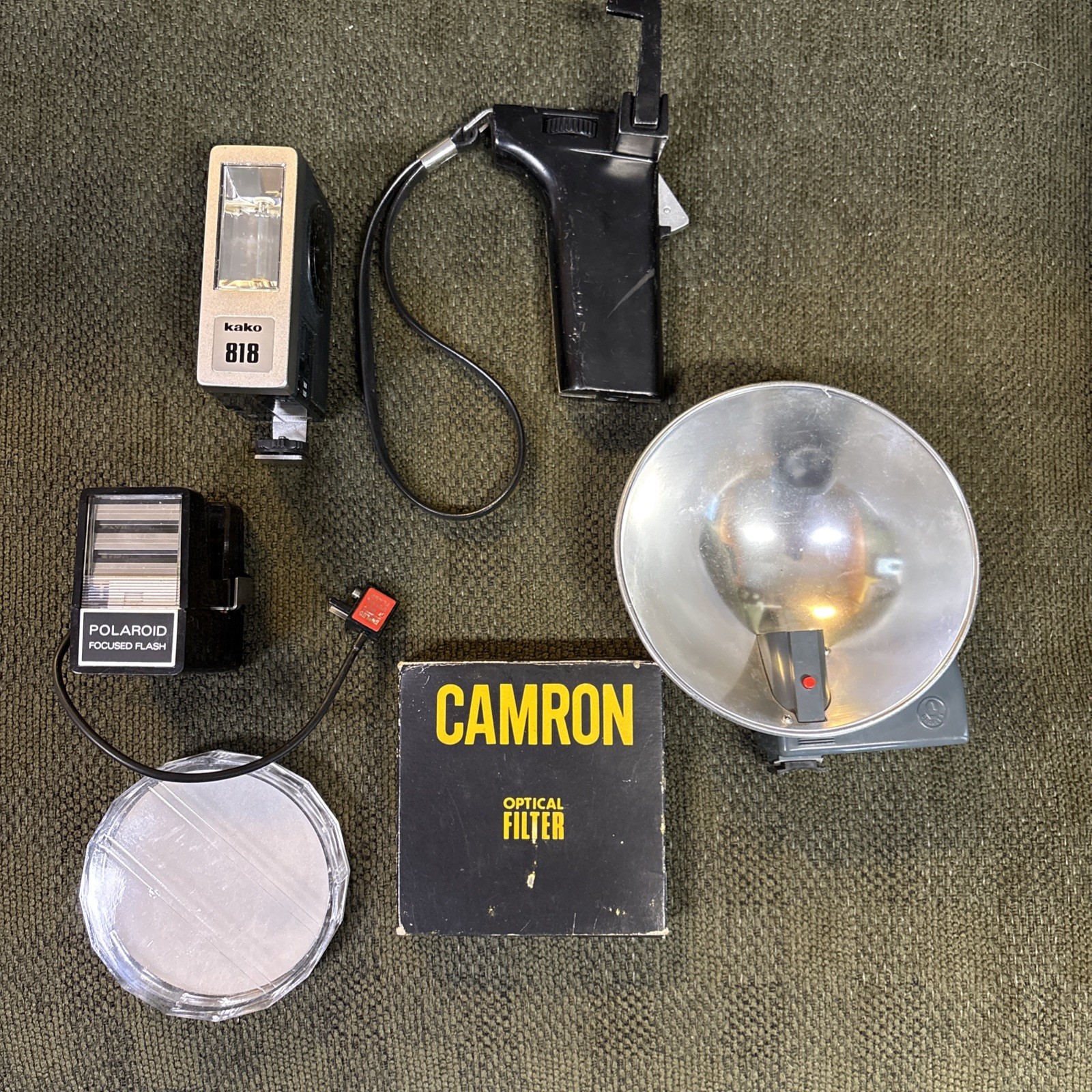 Lot of VINTAGE Photography Equipment Flash’s Polaroid Kako Graflash Pistol Grip