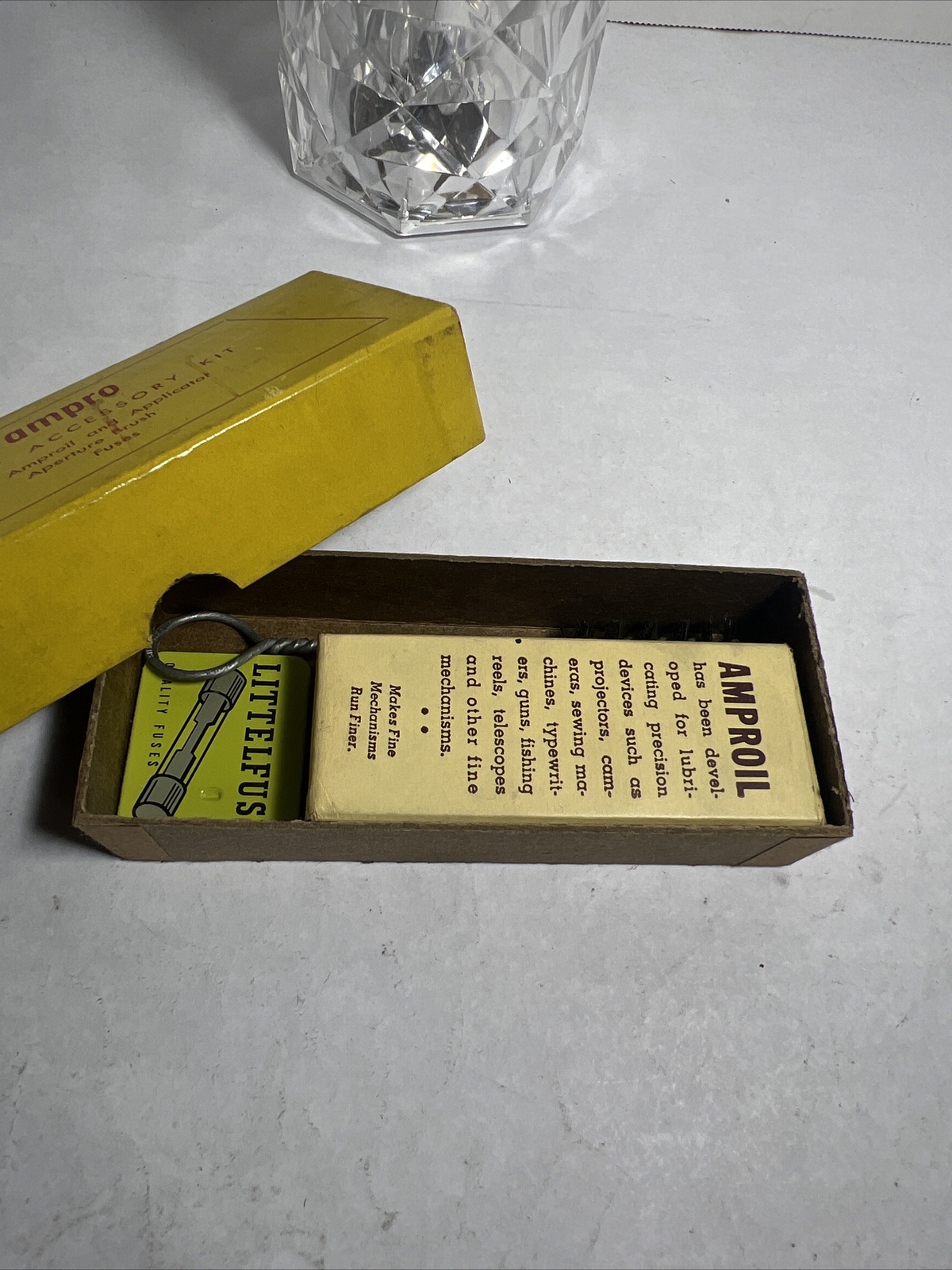 AMPRO Stylist Projector Accessory Kit: 1 Bottle Amproil, 5 Fuses, 1 Brush w/Box