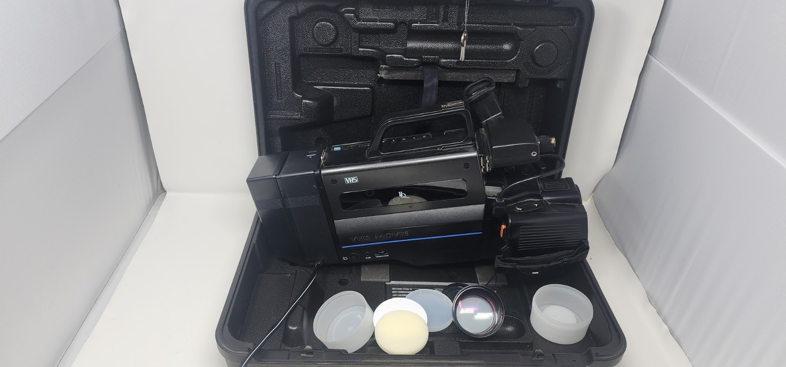 Vintage Sears VHS Camcorder Movie Camera Model 934.53744950 Japan w/ Hard Case
