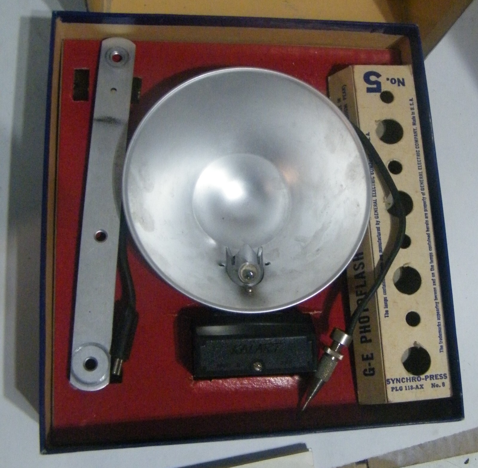Vintage Kalart “Safety First” Speed Flash IOB
