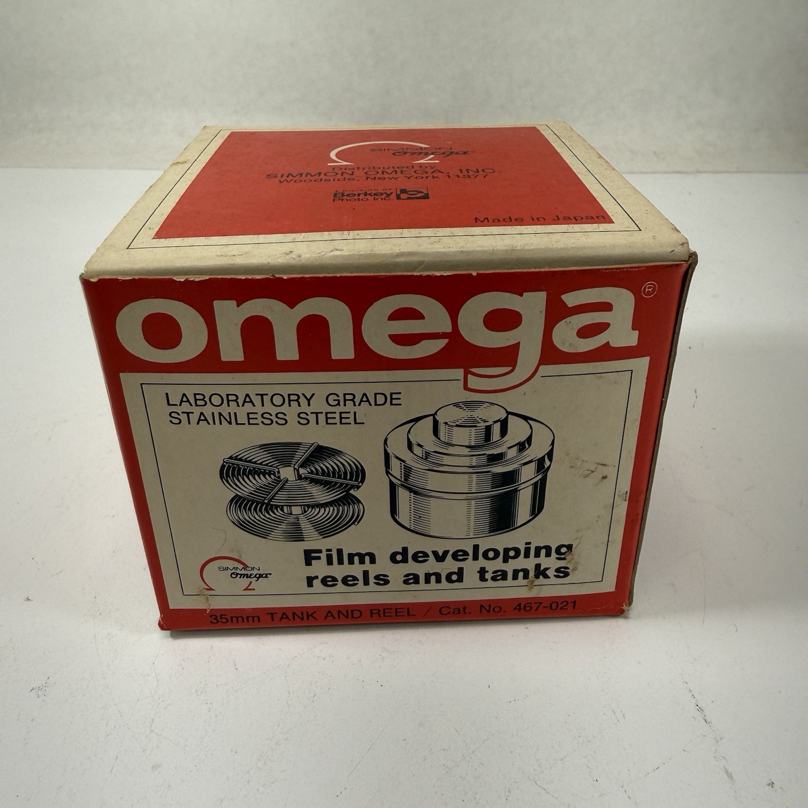 Simmon Omega Stainless Steel 35 Film Developing Tank and Reel NOS