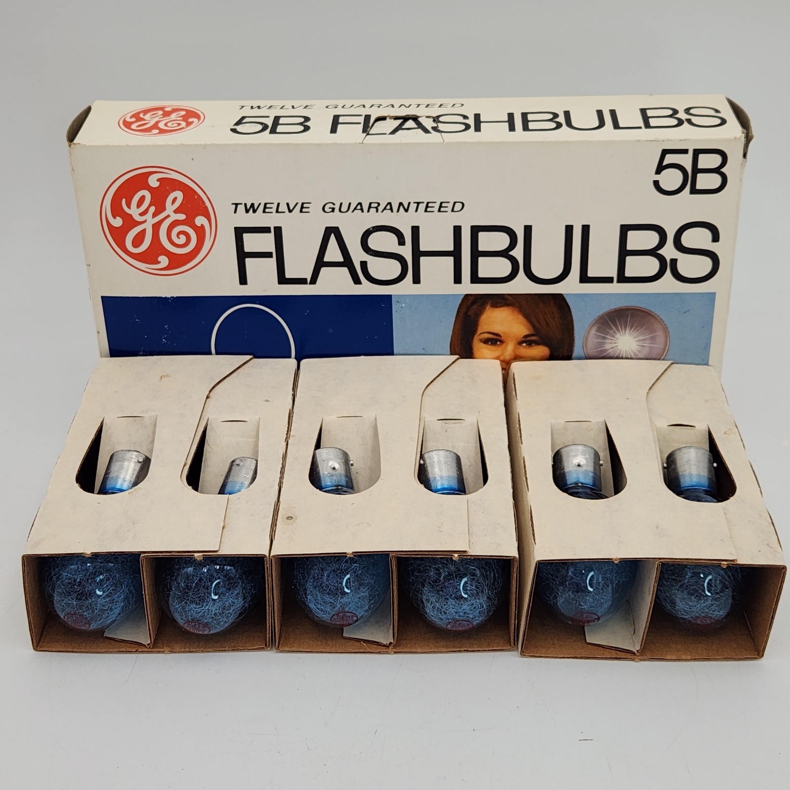 Vtg General Electric GE 5B Camera Flashbulbs 1 Box Of 10 Bulbs (F5B)