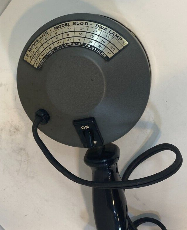 Vintage- KENCO MOVIE LIGHT in box – 850D DWA Lamp -Working Movie Lite