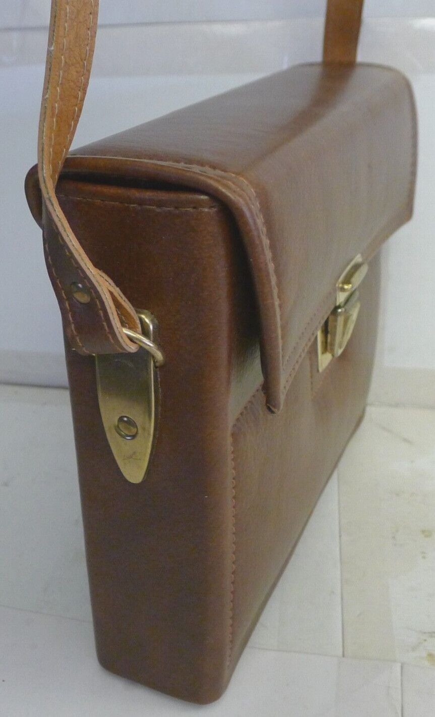 Camera Compartment Case for Polaroid Folding SX-70 Tan Camera & Accessories P72