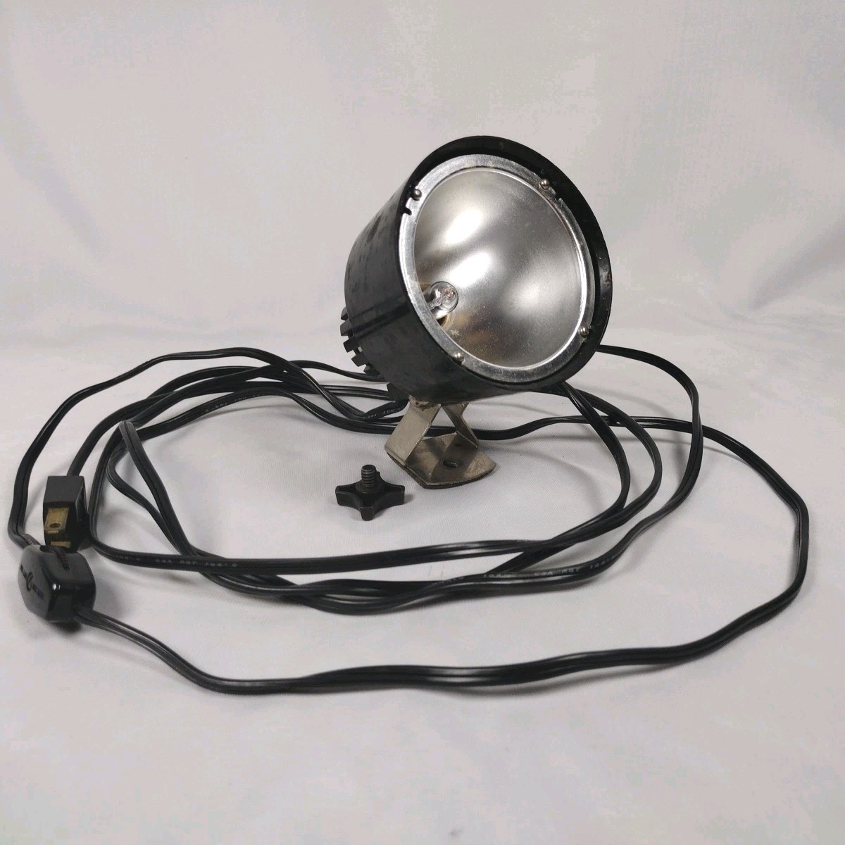 Vintage Sylvania Super 8 SunGun Sg-IX Movie Light 350 Watts Tested And Works