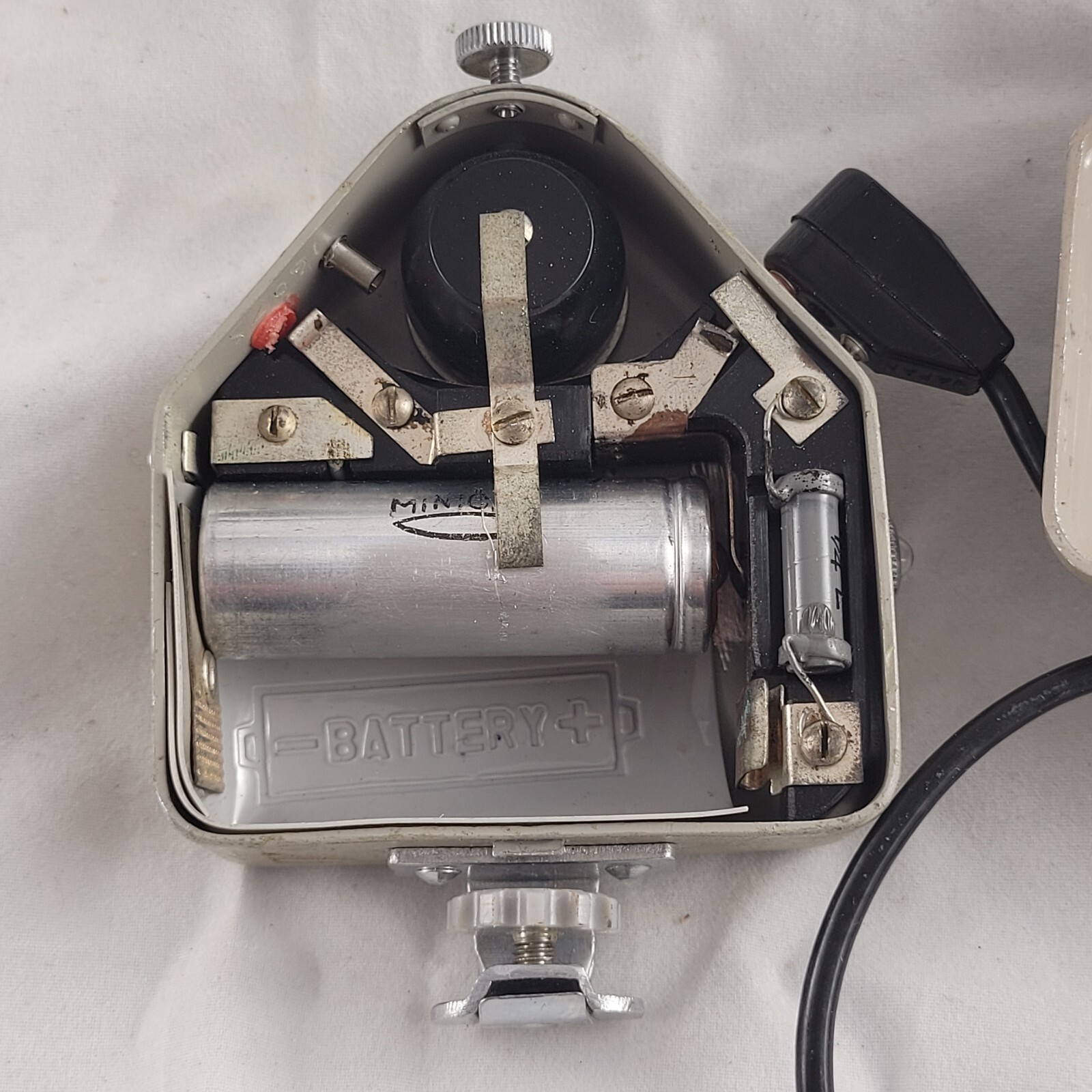 Vintage Minicam Handiflash Synchron Jr Flash Bulb Housing w/Cord & Case Retro