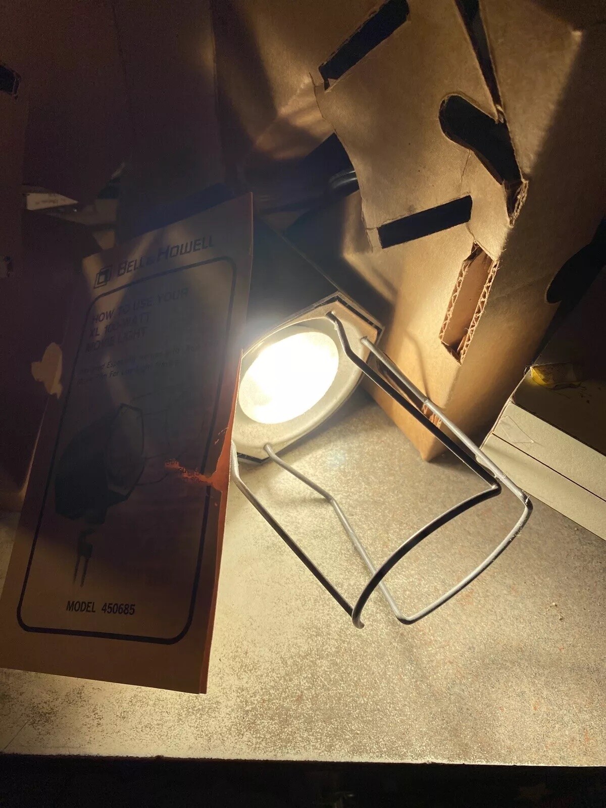 Bell & Howell Lamp BDK 450685 100 Watts 120 Volts 60HZ ASA 160 Low Light 1950’s