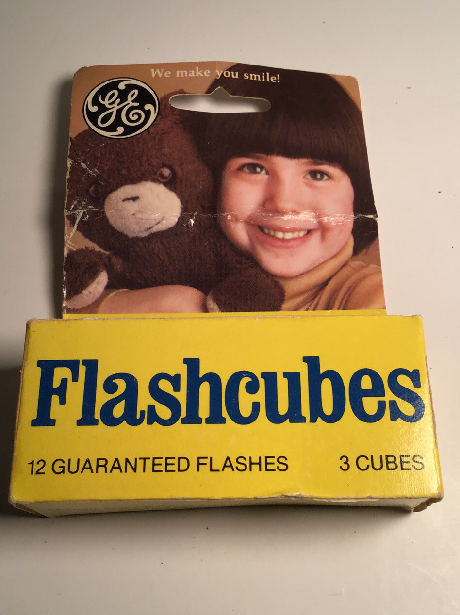 Vintage GE Flashcubes – Set Of 3 Cubes in Original Box! Sealed New Old Stock