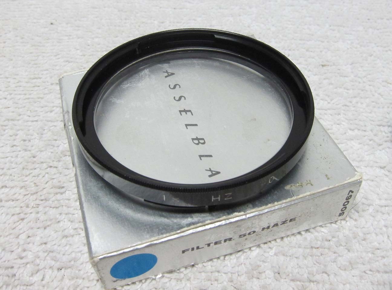 Hasselblad 50067 50/B57 HAZE Filter Lens Accessory. 80mm Planar. MINTY w/ Box