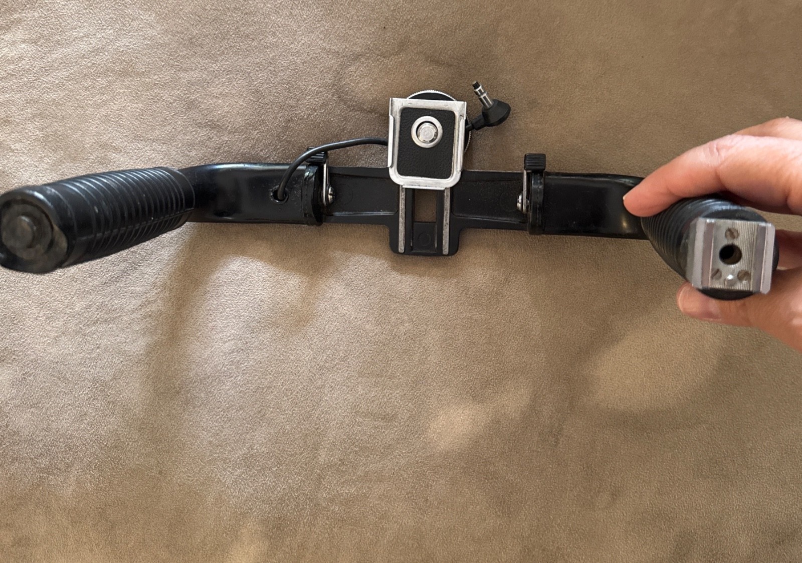Vintage Hasselblad Sweden Dual Handle Flash Grip Bracket V-System Camera Support