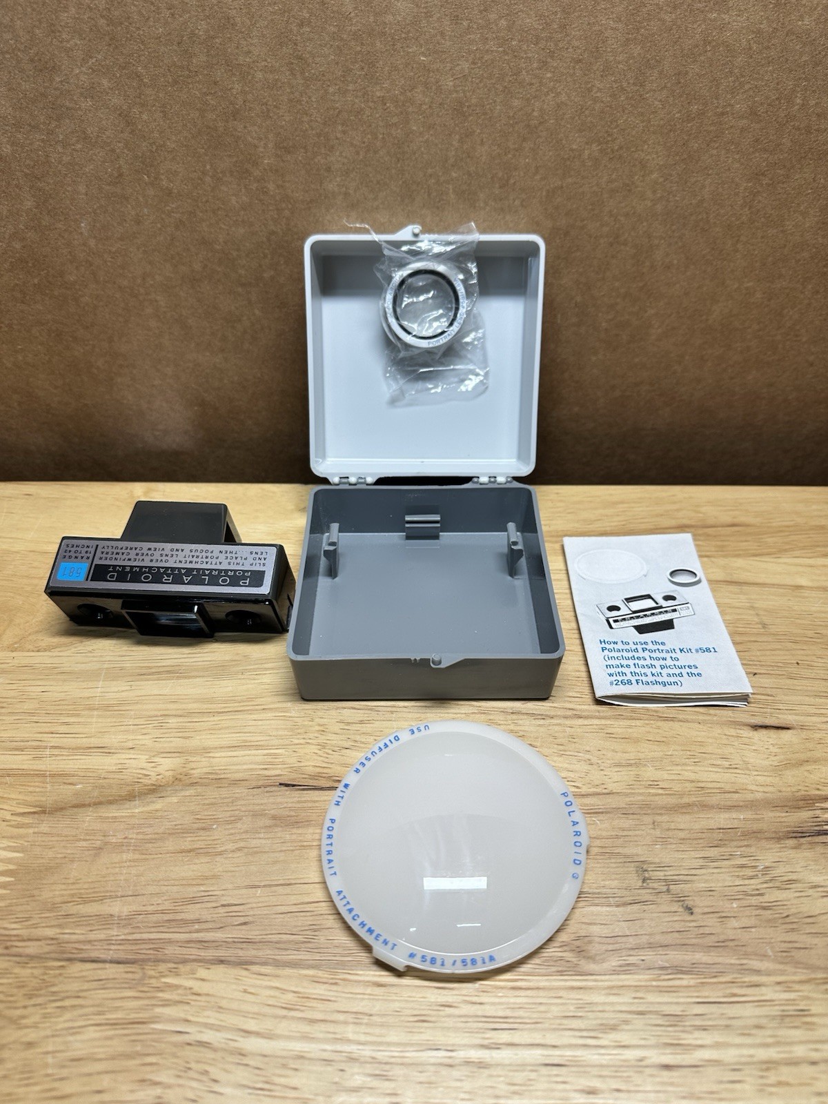 Polaroid Portrait Attachment 581 Kit Land Camera w Case Lens Vintage