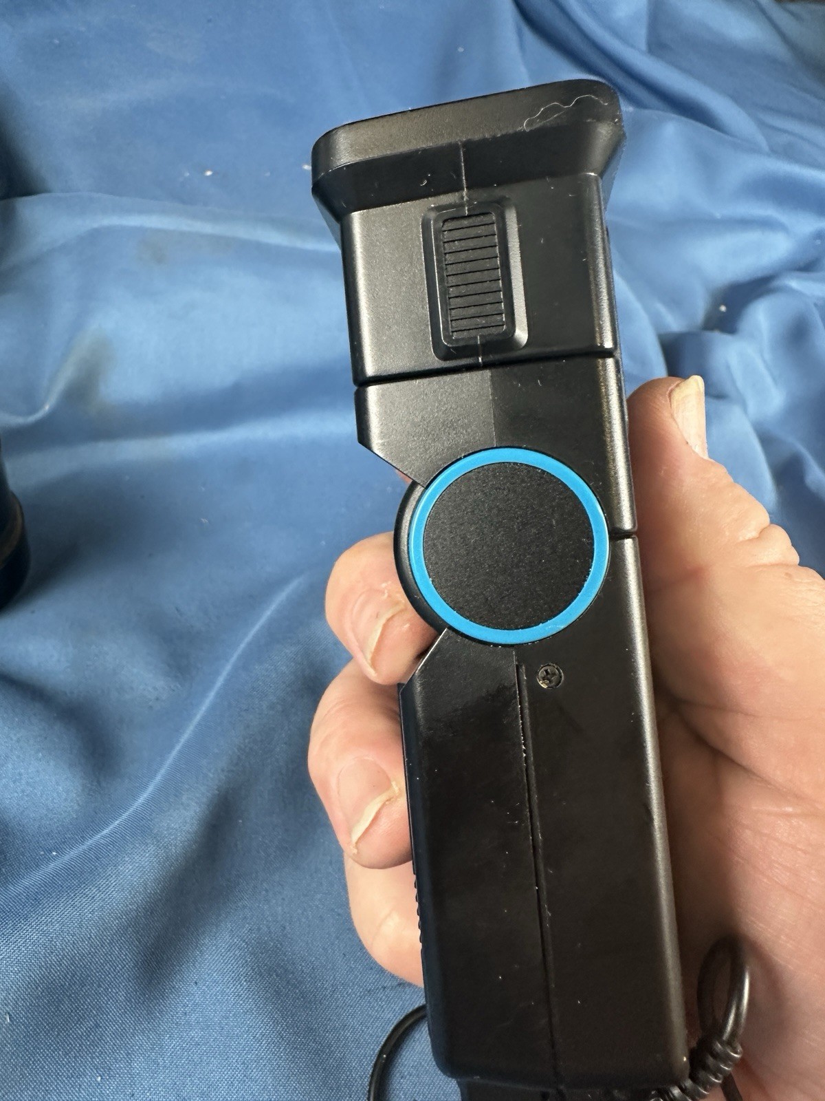 Vintage Lot Of 3 Camera Lenses And Vivitar 2500 Thruster Zoom Flash W A Bag Case