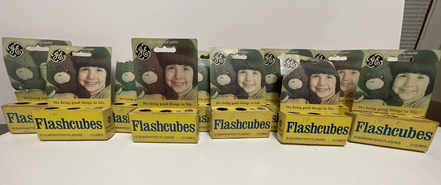 Vintage Photography GE Flash Cubes lot of 3 pack flashcubes. 30 Bulbs 10 Boxes