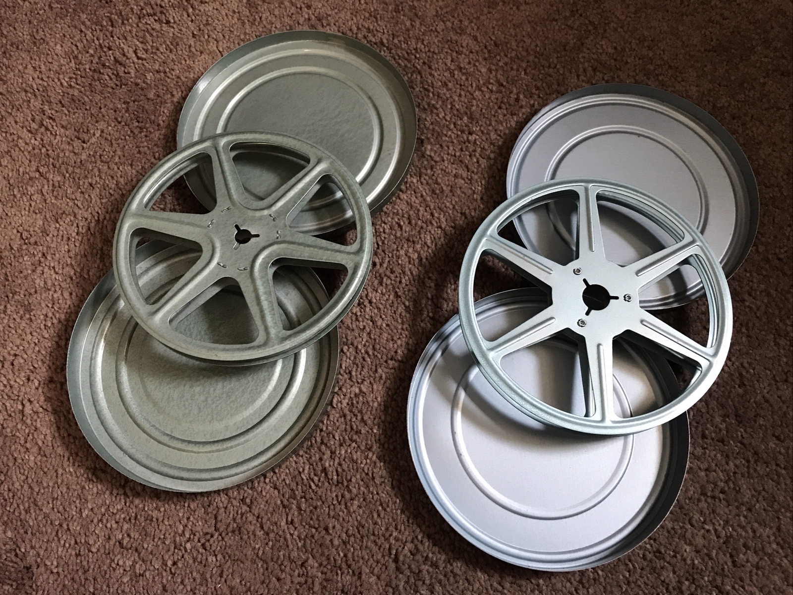 (2) Vintage 8mm (1) Green and (1) Blue 5”Film Reel Canisters Unbranded w/Reel
