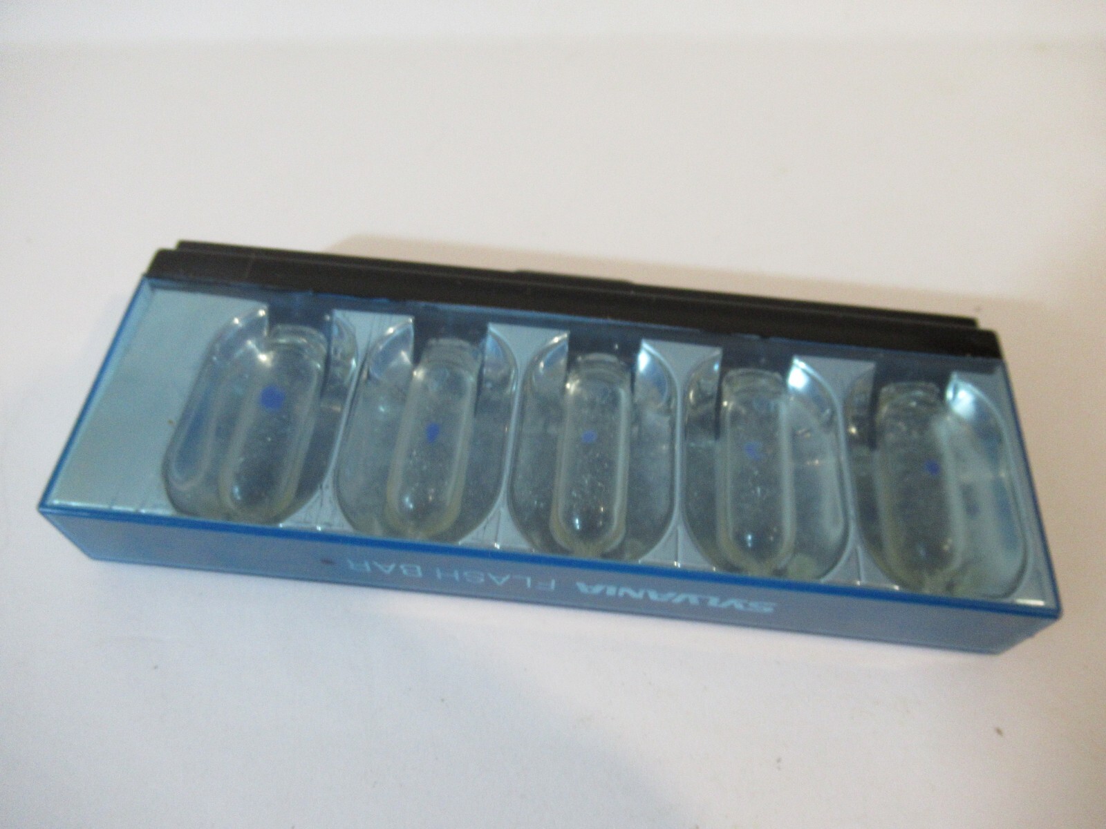 Lot of Vintage Sylvania GE Flip Flash II Flashcubes Bars Camera Flash Bulbs