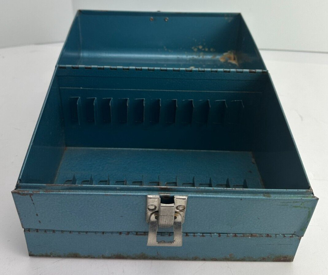 Vintage Logan De Luxe 5 Inch Movie 12 Reel Chest Metal Storage Box Carry Tote